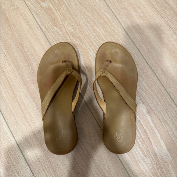 Worn a few times. In great condition. - Picture 3 of 3